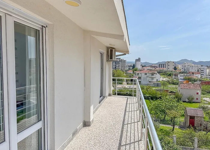 Gosa Apartments